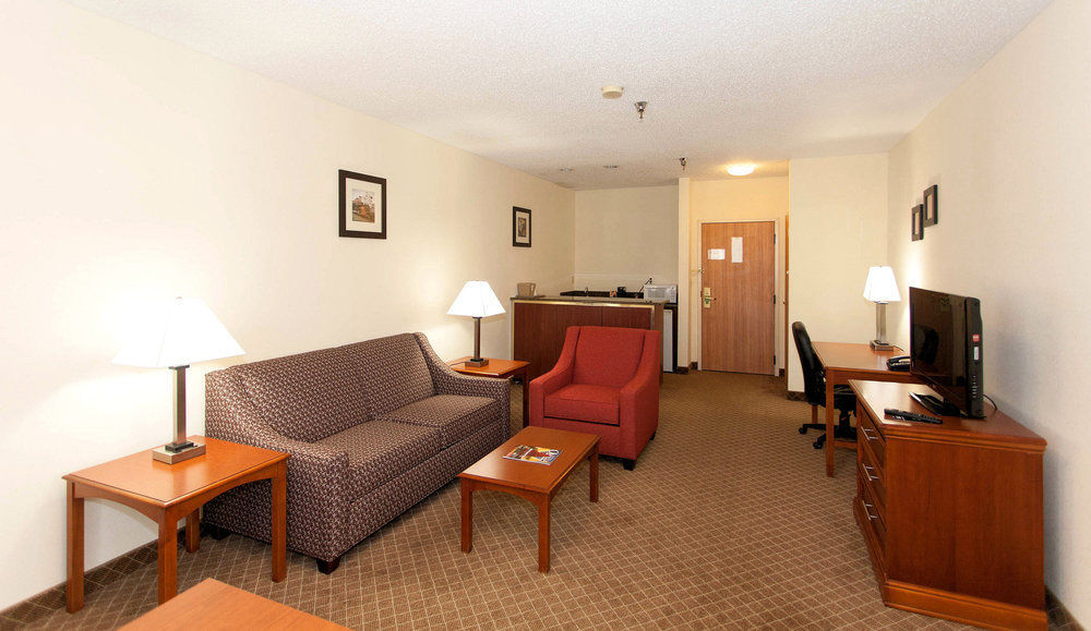 Four Points By Sheraton Omaha Midtown Exterior photo